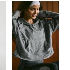 Fabletics Cloud Jersey Cropped Hoodie sz L